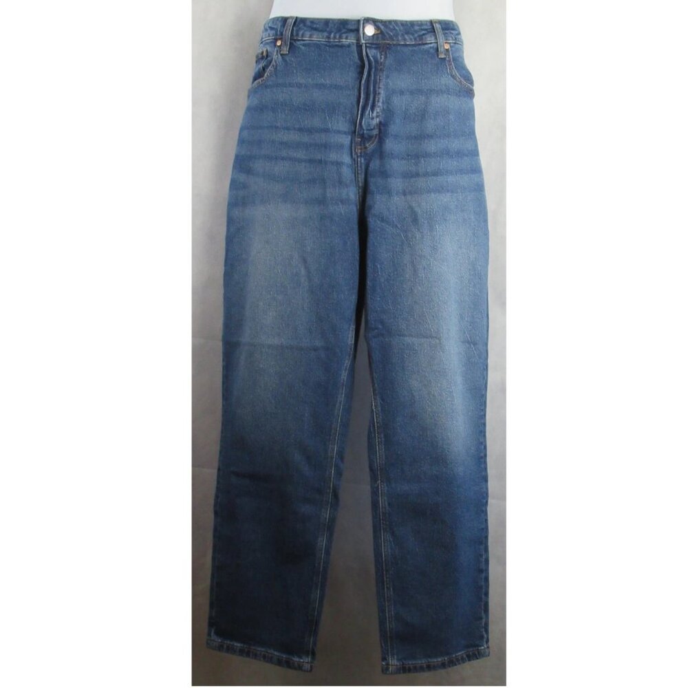 On 34th Women's Plus Size High-Rise Straight-Leg Jeans, Medium Blue Wash, 22W